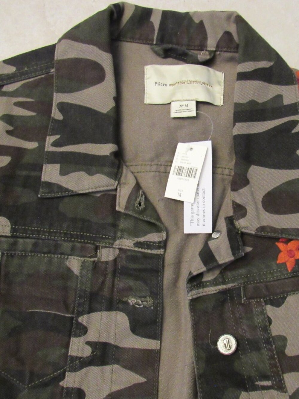 NWT Anthropologie Pilcro and the Letterpress Camo Embroidered Denim Jacket M - Picture 3 of 7